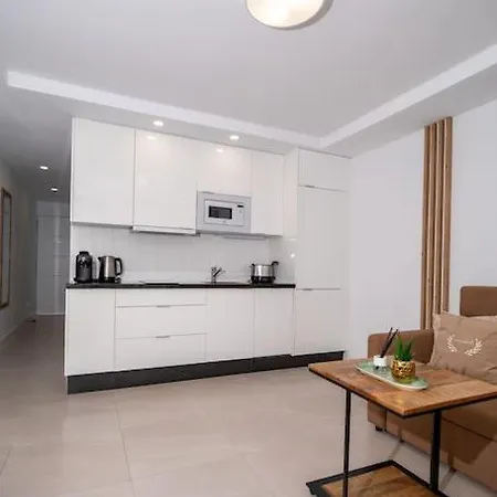 Americas,vista Mar דירה *